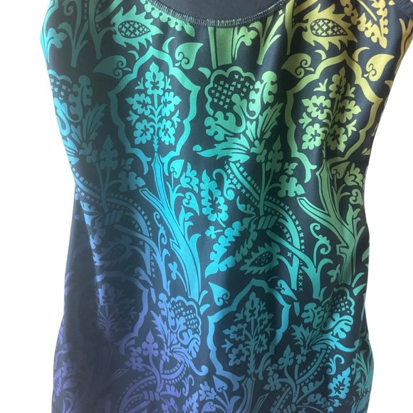 Reebok Rainbow Ombre Graphic Tank Size Small - Picture 3 of 5